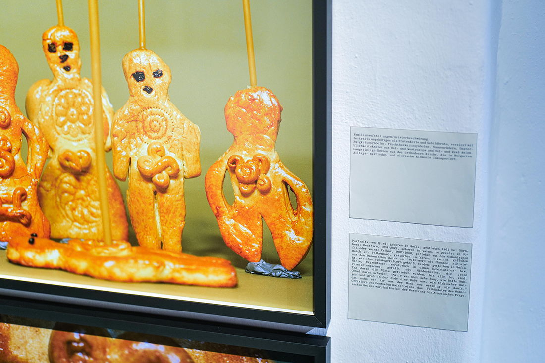 <p>2022/2024<br />
Family Constellations</p>
